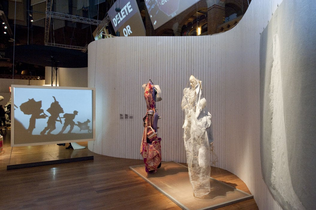 Documentatie van de tentoonstelling 'Niet Normaal · Difference on Display', Beurs van Berlage, Amsterdam, 2010.