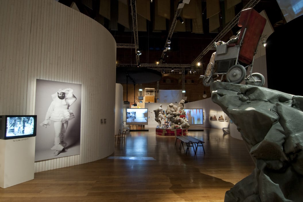 Documentatie van de tentoonstelling 'Niet Normaal · Difference on Display', Beurs van Berlage, Amsterdam, 2010.